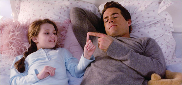 Ryan Reynolds, Abigail Breslin, Definitely, Maybe, PopViewers.com