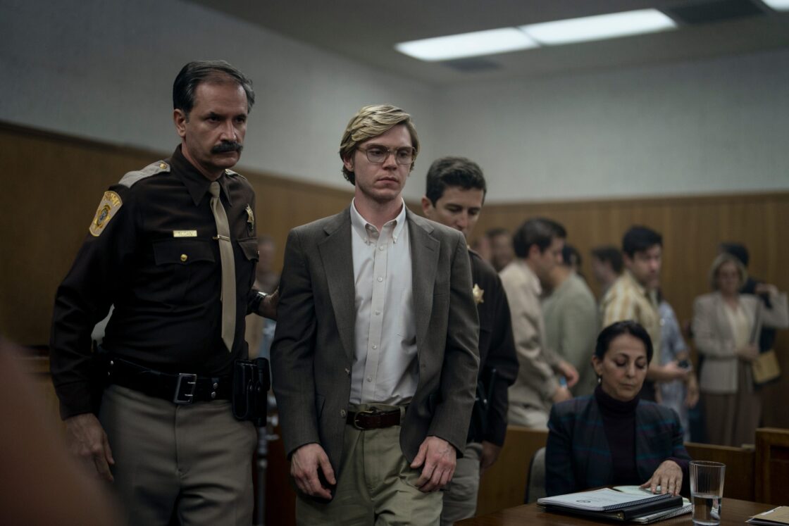 Dahmer – Monster: The Jeffrey Dahmer Story, Netflix, PopViewers.com