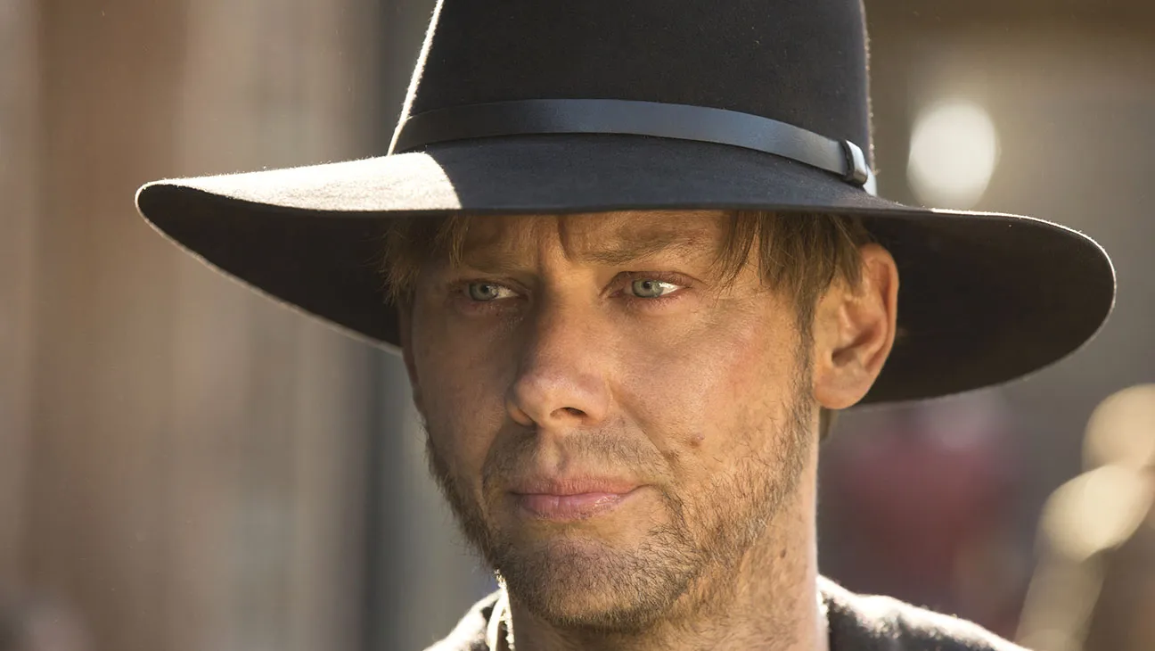 Jimmi Simpson, Westworld, PopViewers.com