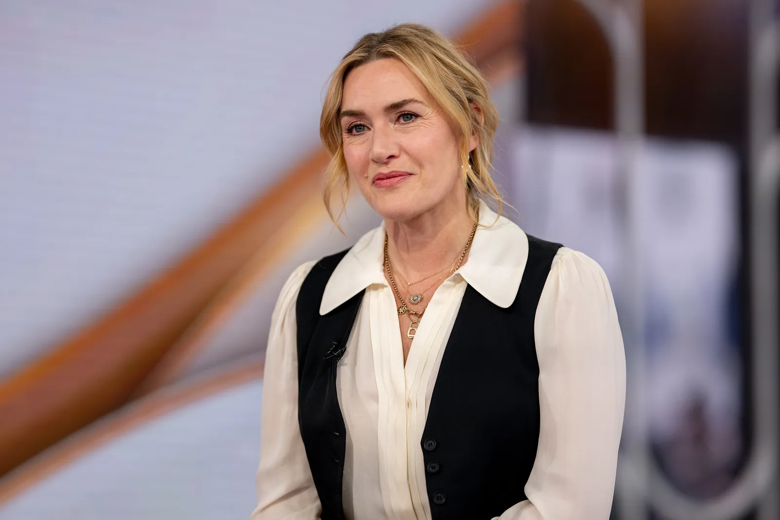 Kate Winslet, PopViewers.com