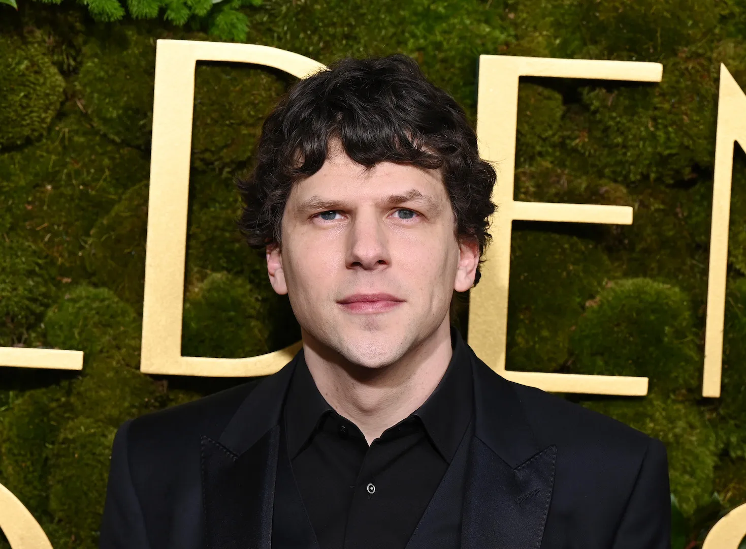 Jesse Eisenberg, PopViewers.com