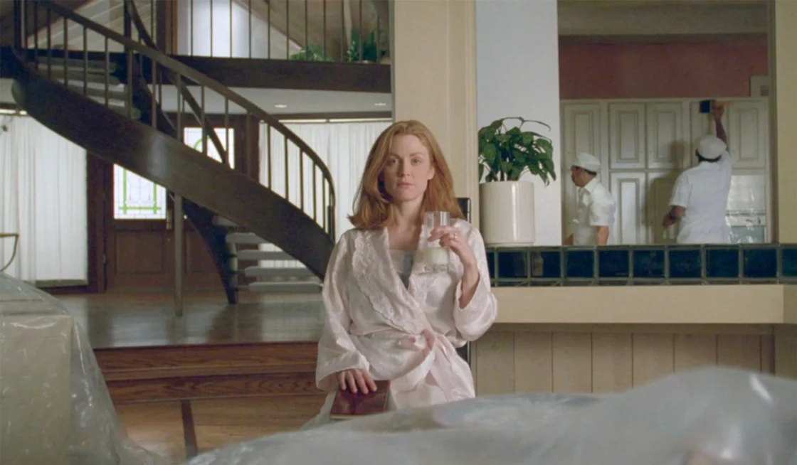 Julianne Moore, PopViewers.com