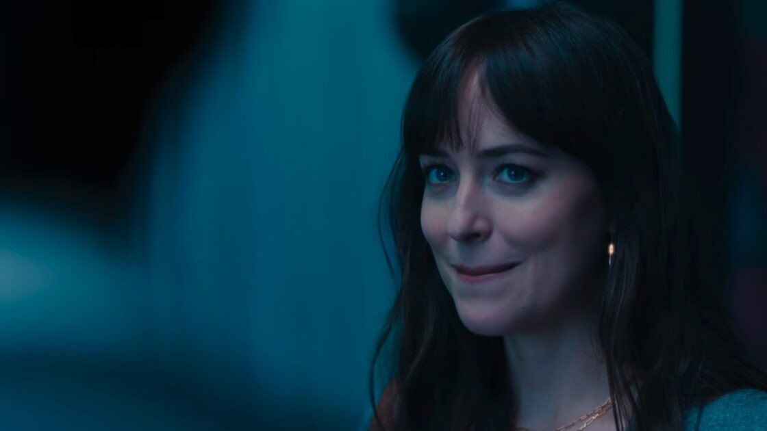 Dakota Johnson, PopViewers.com