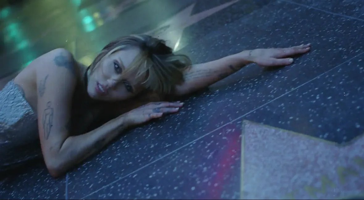 Miley Cyrus, PopViewers.com