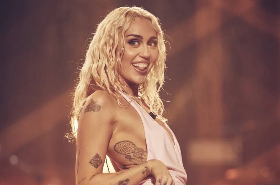 Miley Cyrus, PopViewers.com