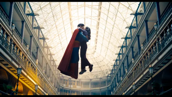 Superman, PopViewers.com