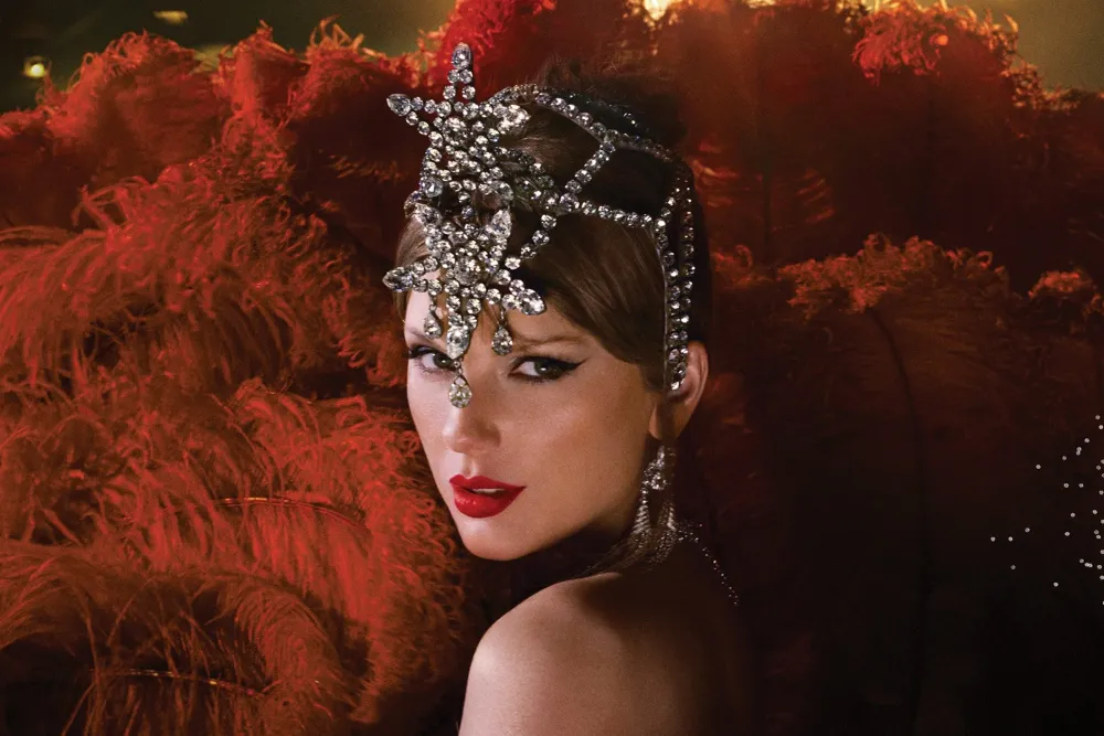 Taylor Swift, Life of Showgirl, PopViewers.com