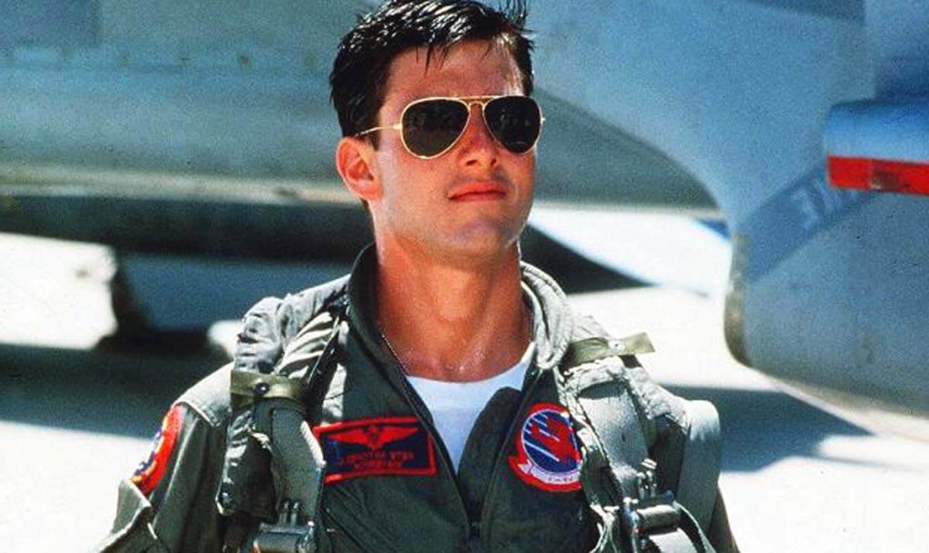 Tom Cruise, Top Gun,
popviewers.com