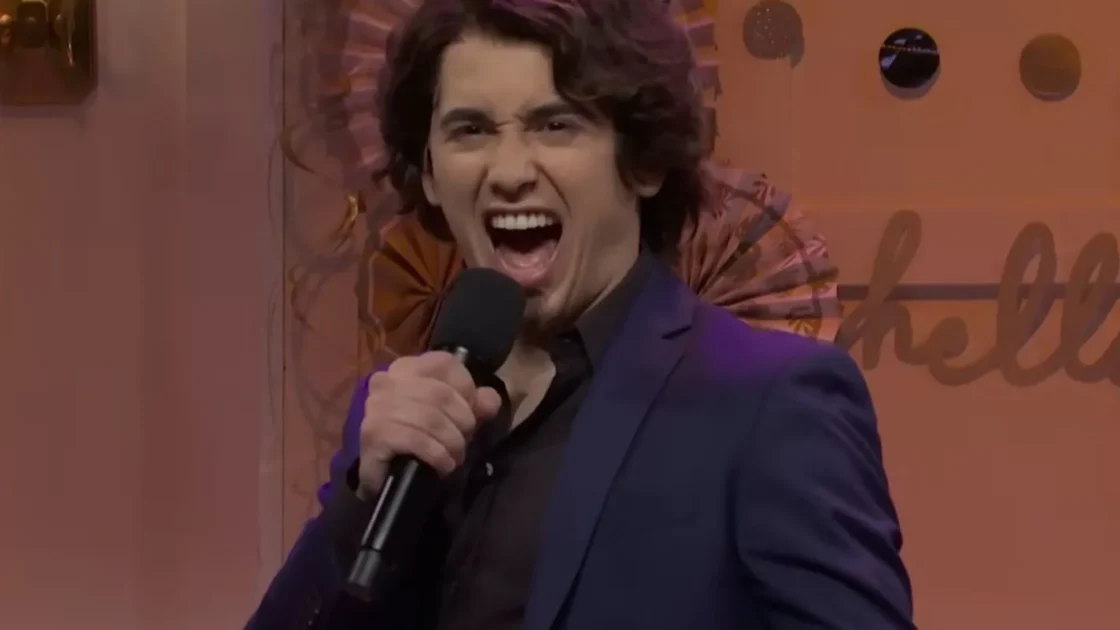 Marcello Hernández, popviewers.com